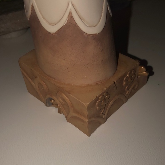 Friendship Abstract Sculpture Art - Picture 4 of 7